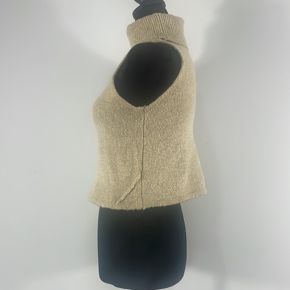 Windsor, Tan, Sleeveless,Turtleneck, Sweater, Size Large - Picture 2 of 7